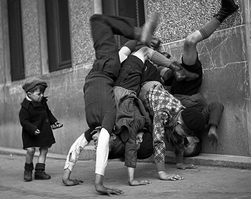 C65A Les pieds au mur, Paris 1934 HD ok