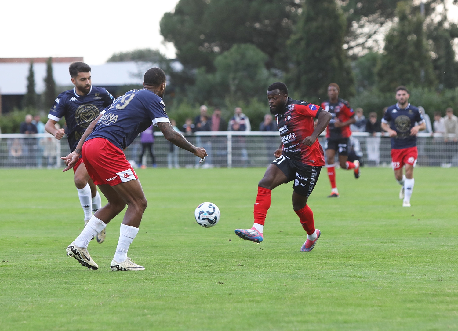 VHF-La Roche 0-0 big